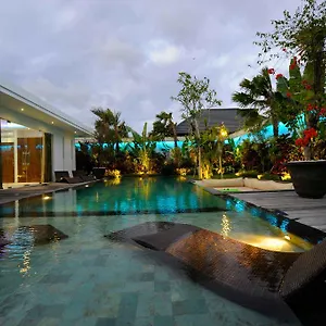  Villa Cantik